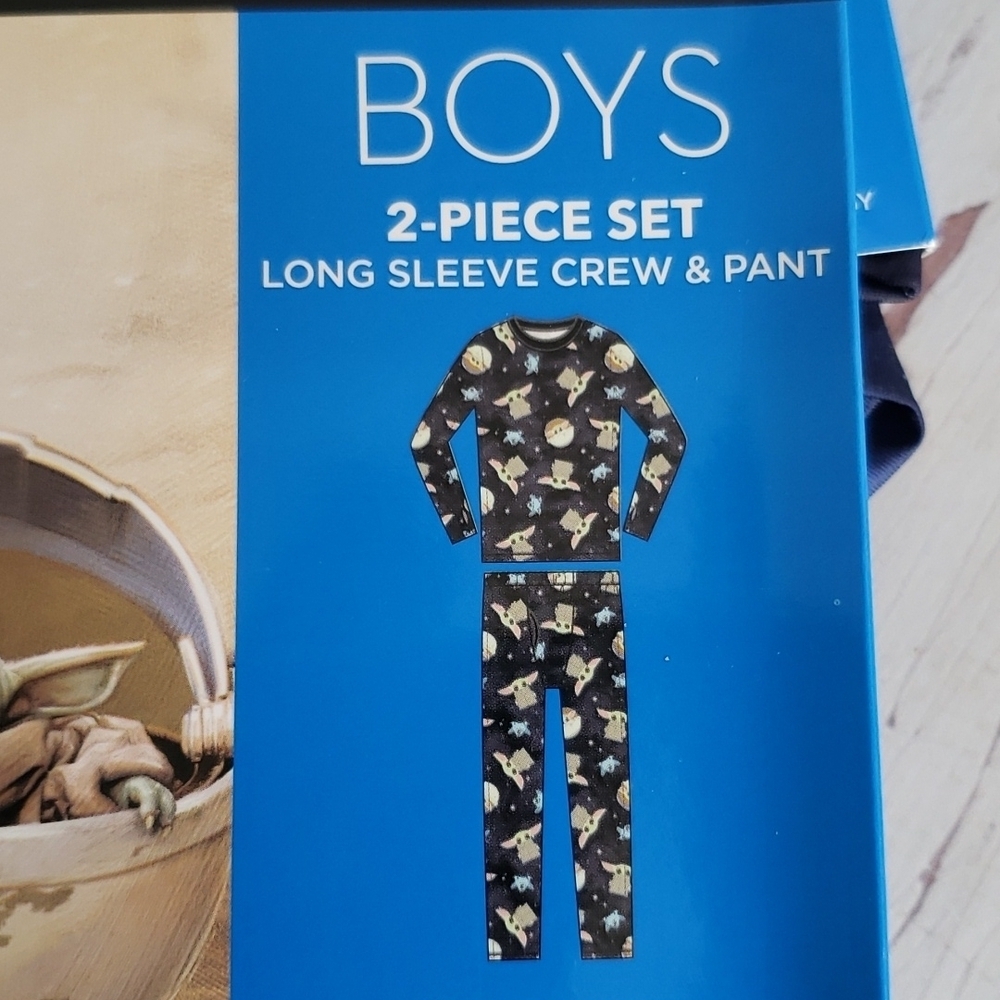 Stars Wars baselayers 2 piece set new